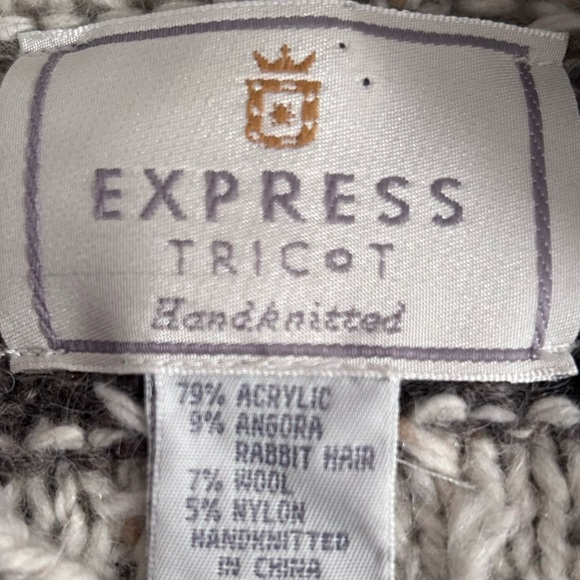 Express Tricot Handknitted Angora Blend Beige Crewneck Sweater Sz XS Vintage 90s - Picture 3 of 5